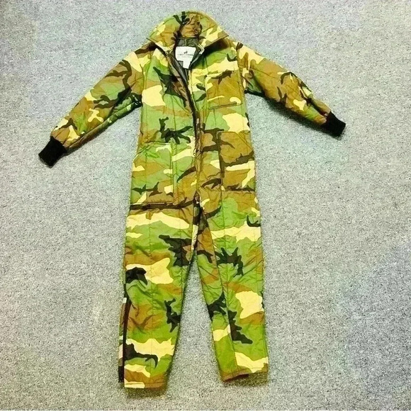 Highland Mills Camo Long Sleeve
Coverall Boy's Medium - Picture 3 of 9